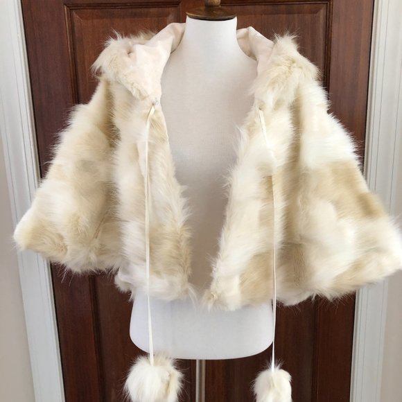 Furrocious Faux Fur Capelet in Faun - New - Burning Man Playa Wear Cape Coat - Picture 2 of 11